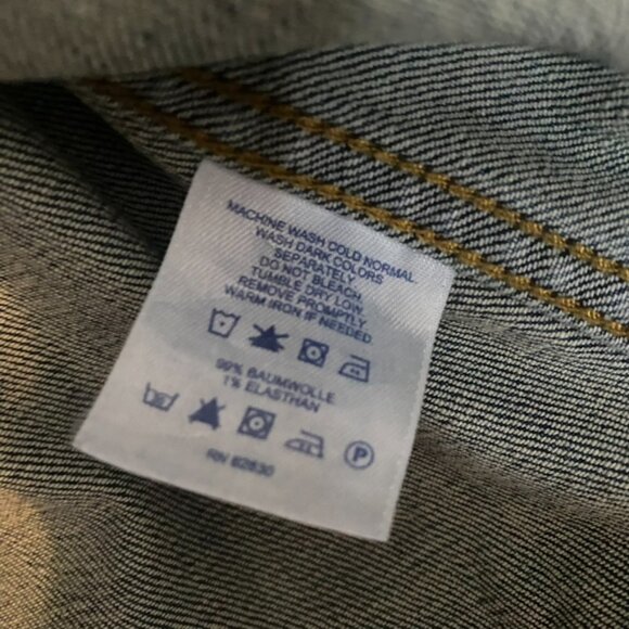 Lands End denim jacket womens size M 10/12 petite - Picture 8 of 8